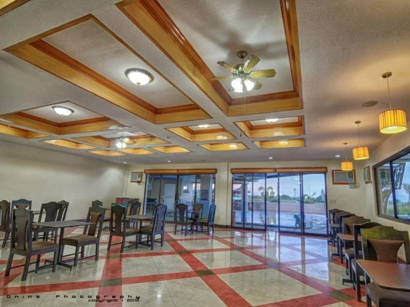 RedDoorz Premium @ Nick Hotel Gerona Tarlac