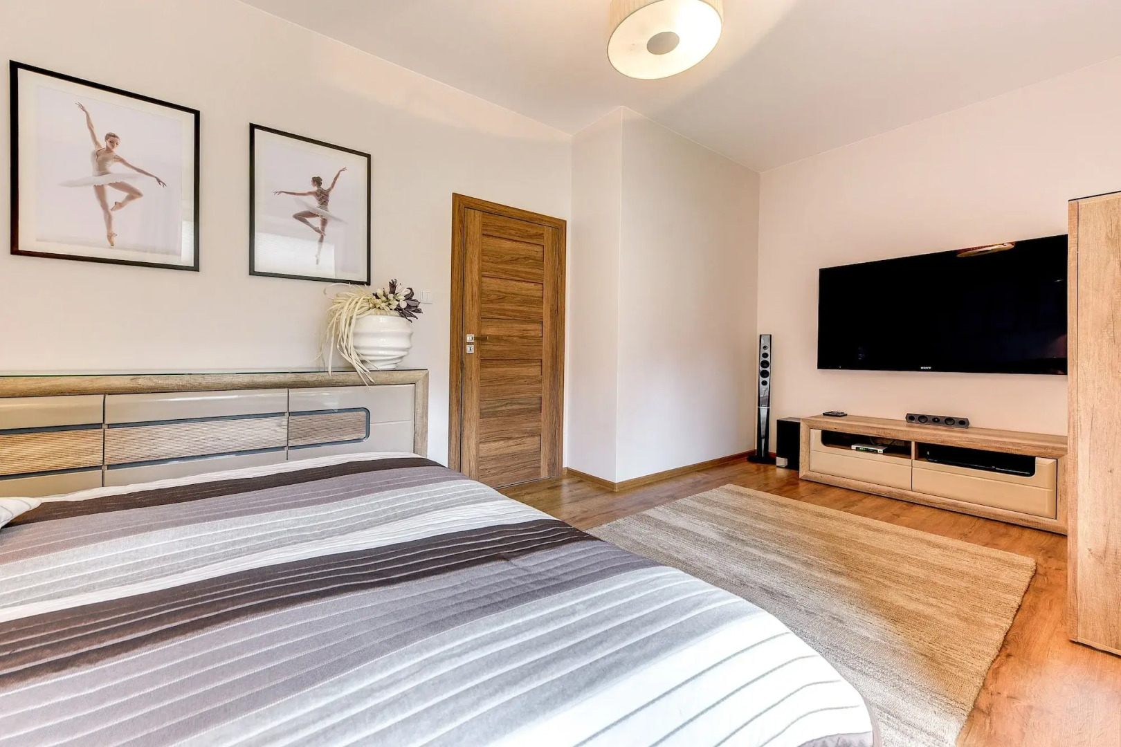 Old Town by Welcome Apartment