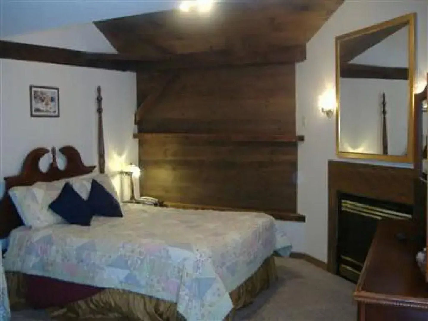 Sturbridge Country Inn