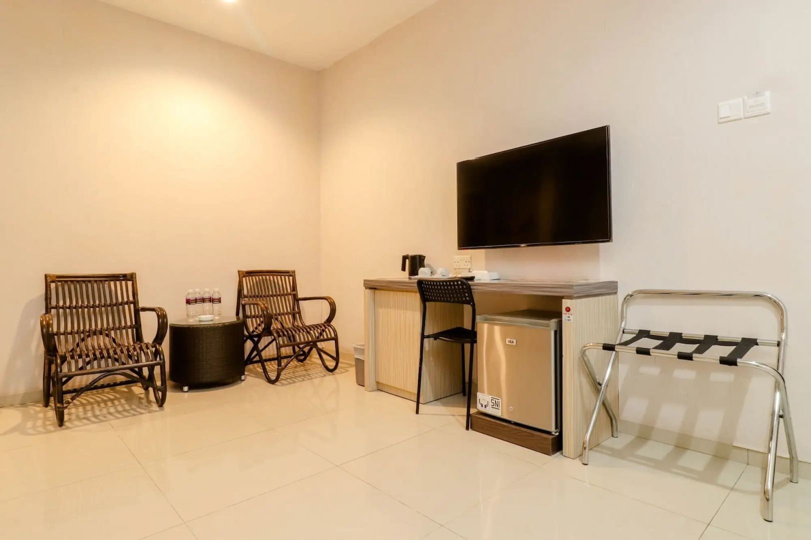 Lovina Inn Hotel Batam