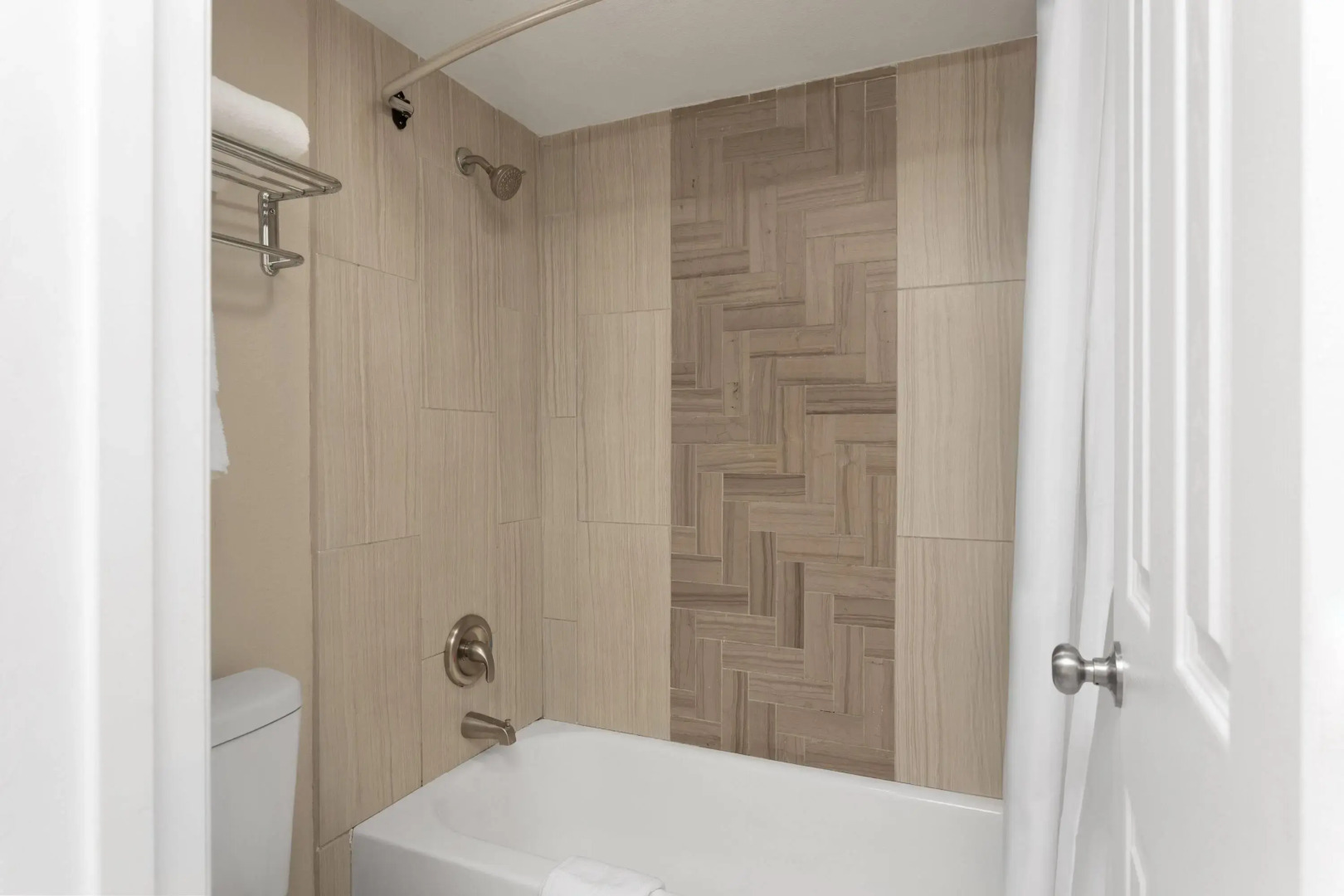 Days Inn by Wyndham Fort Myers Springs Resort