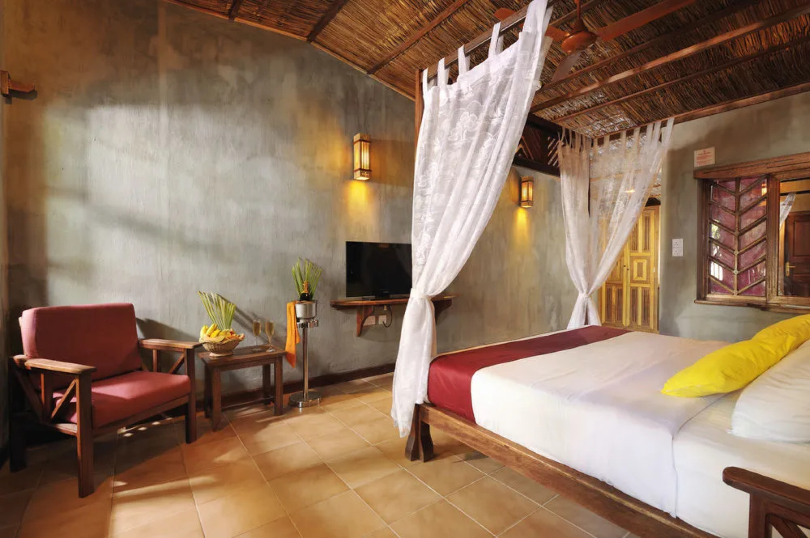 Fun Island Resort & Spa