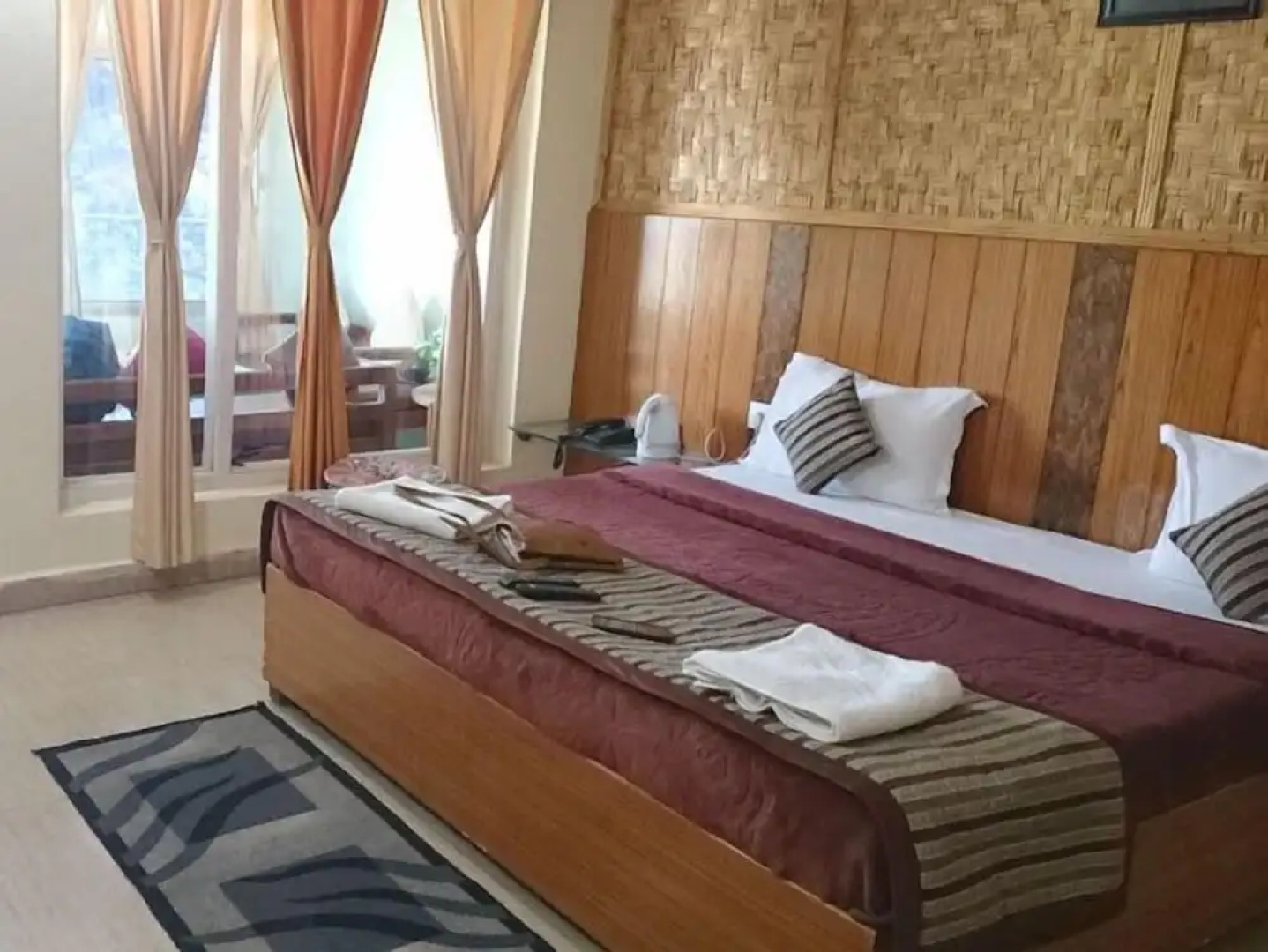 Nature's Valley Resort