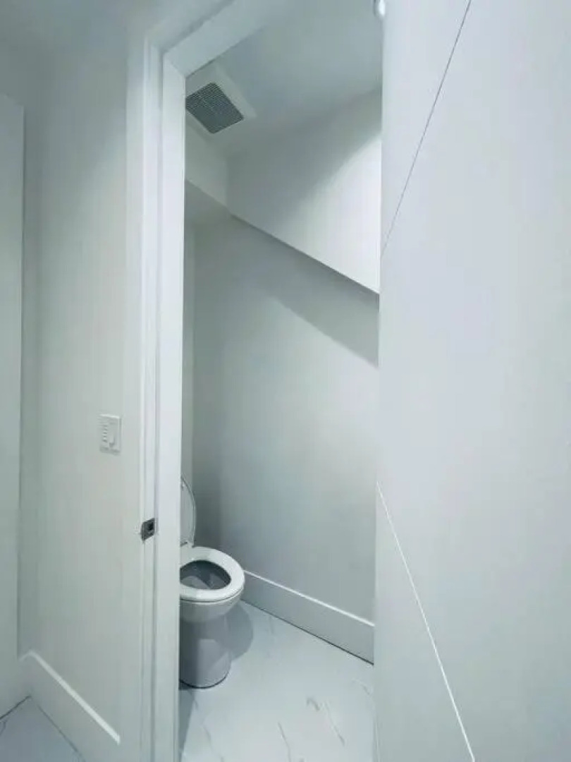 Gorgeous 3 bedroom lake house Suite!