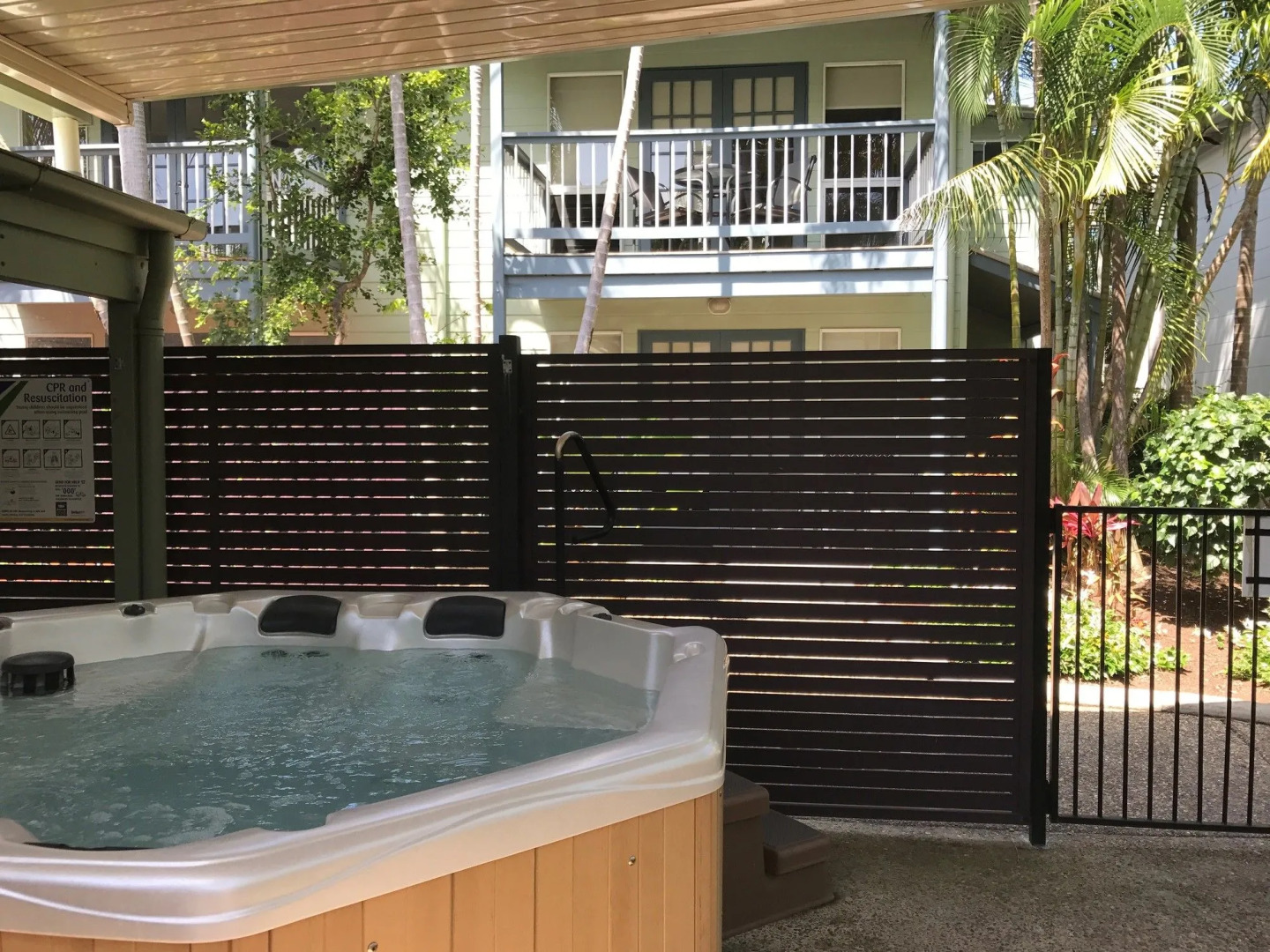 Coral Beach Noosa Resort