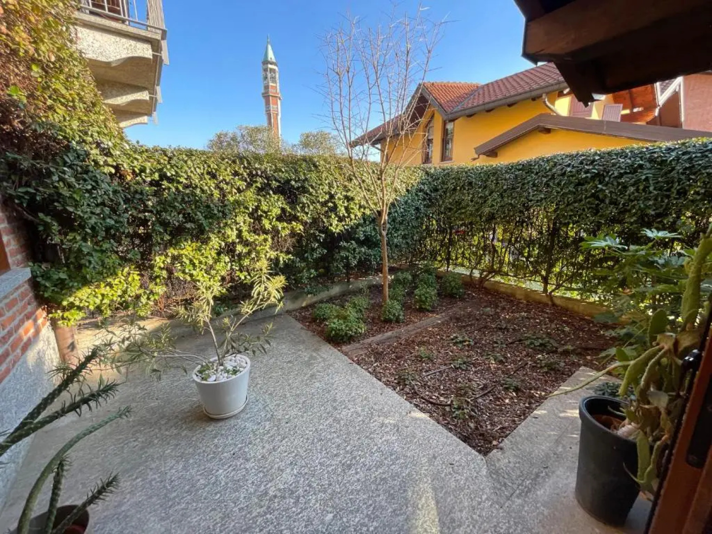 Kikka's gem - Spacious Apartment 20km from Milan