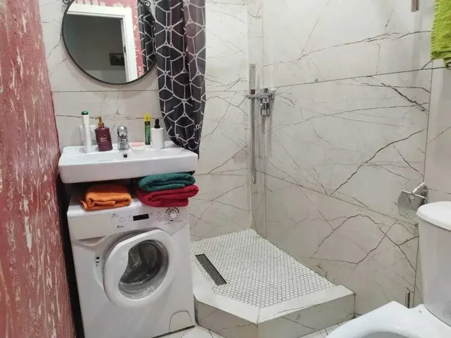 Хэппи Пипл на ул. Галины Вишневской, д. 5