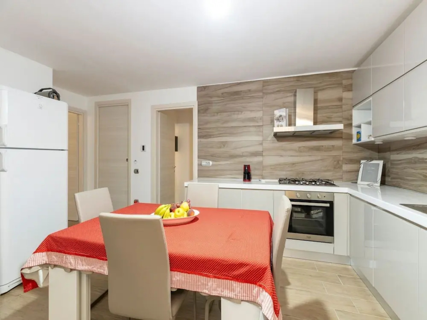 Apartment With Exclusive Swimming Pool