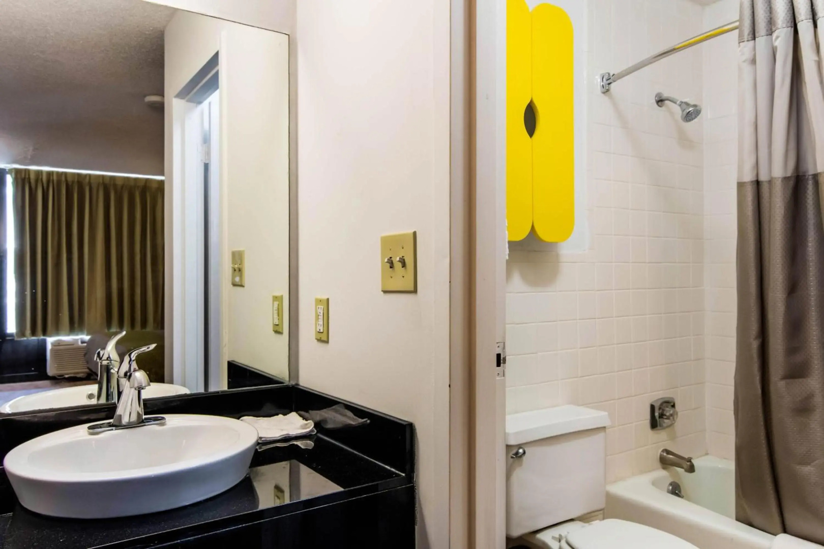 Studio 6 Lagrange, GA