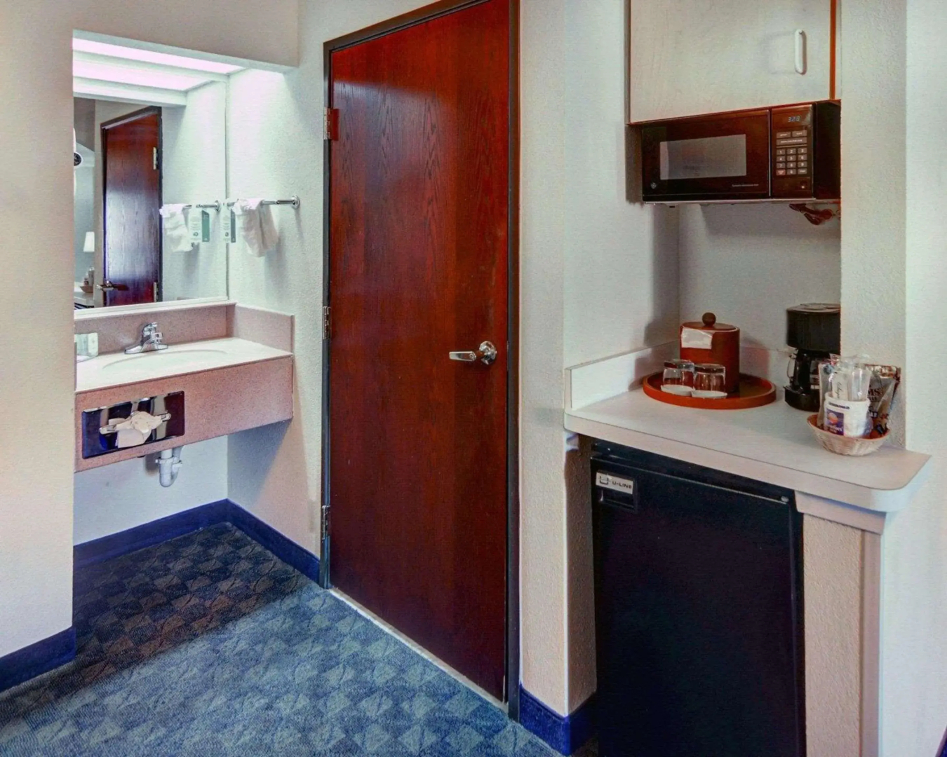 Quality Inn & Suites Irving DFW Airport South