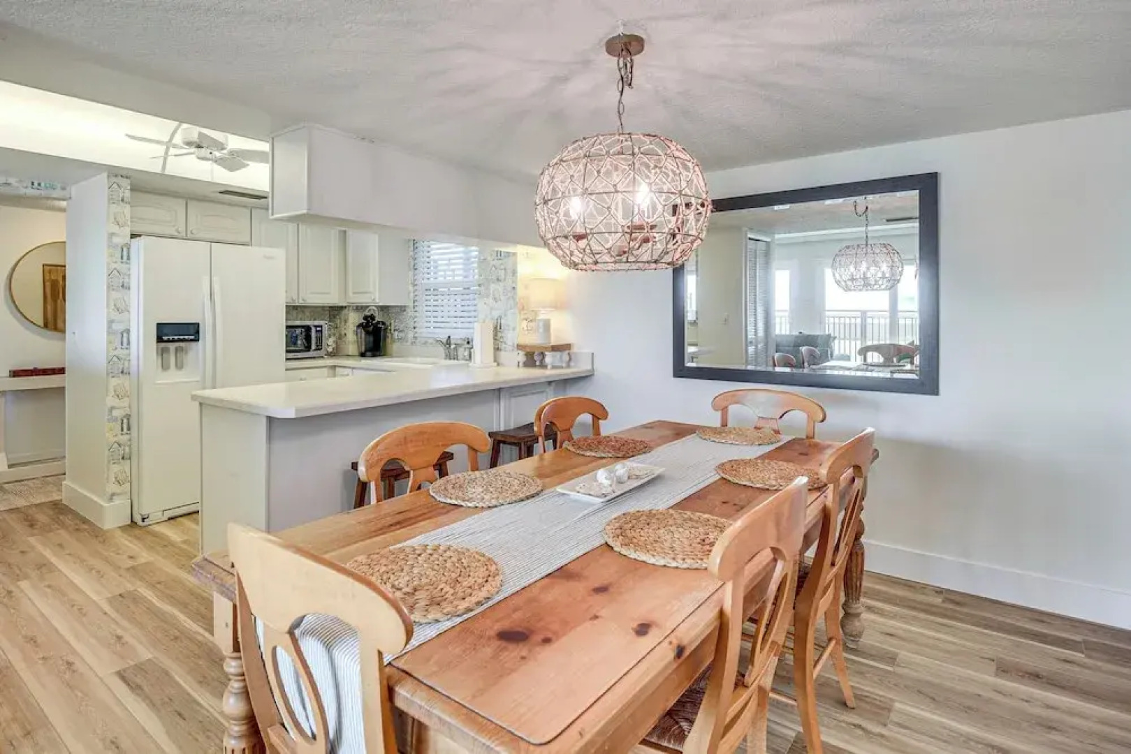 Beachfront Condo w/ Pool Access in Ponce Inlet