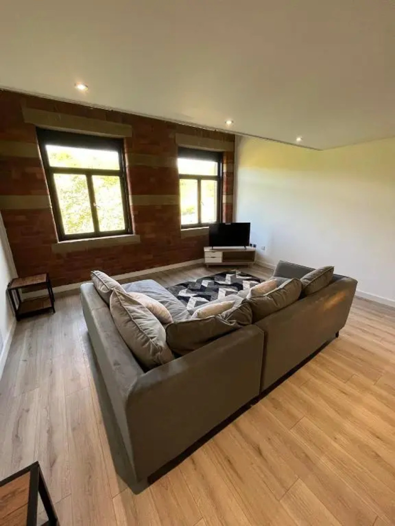 Luxury Newly Decorated 2 Bedroom Duplex