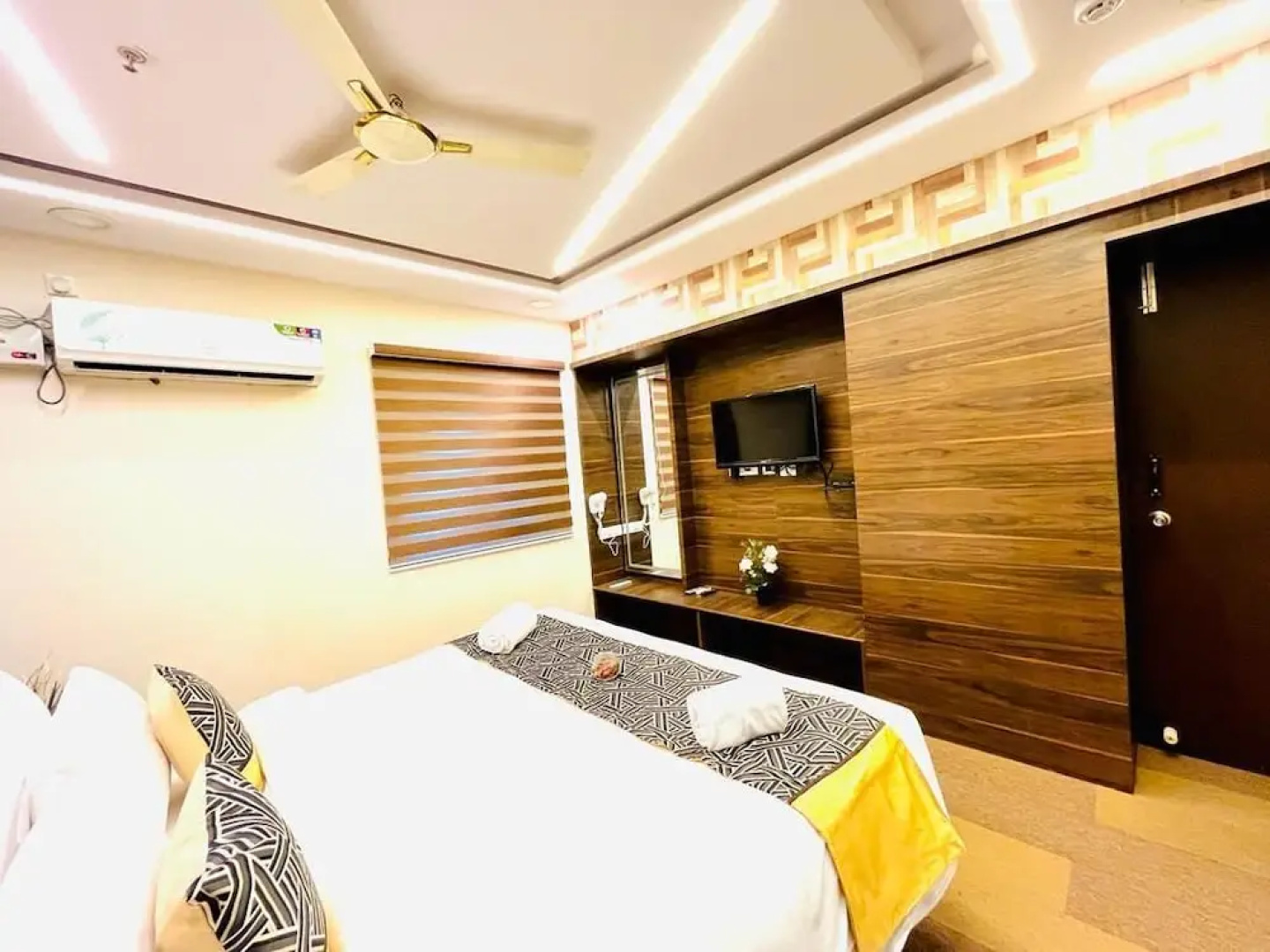 Hotel Sm Rainbow International