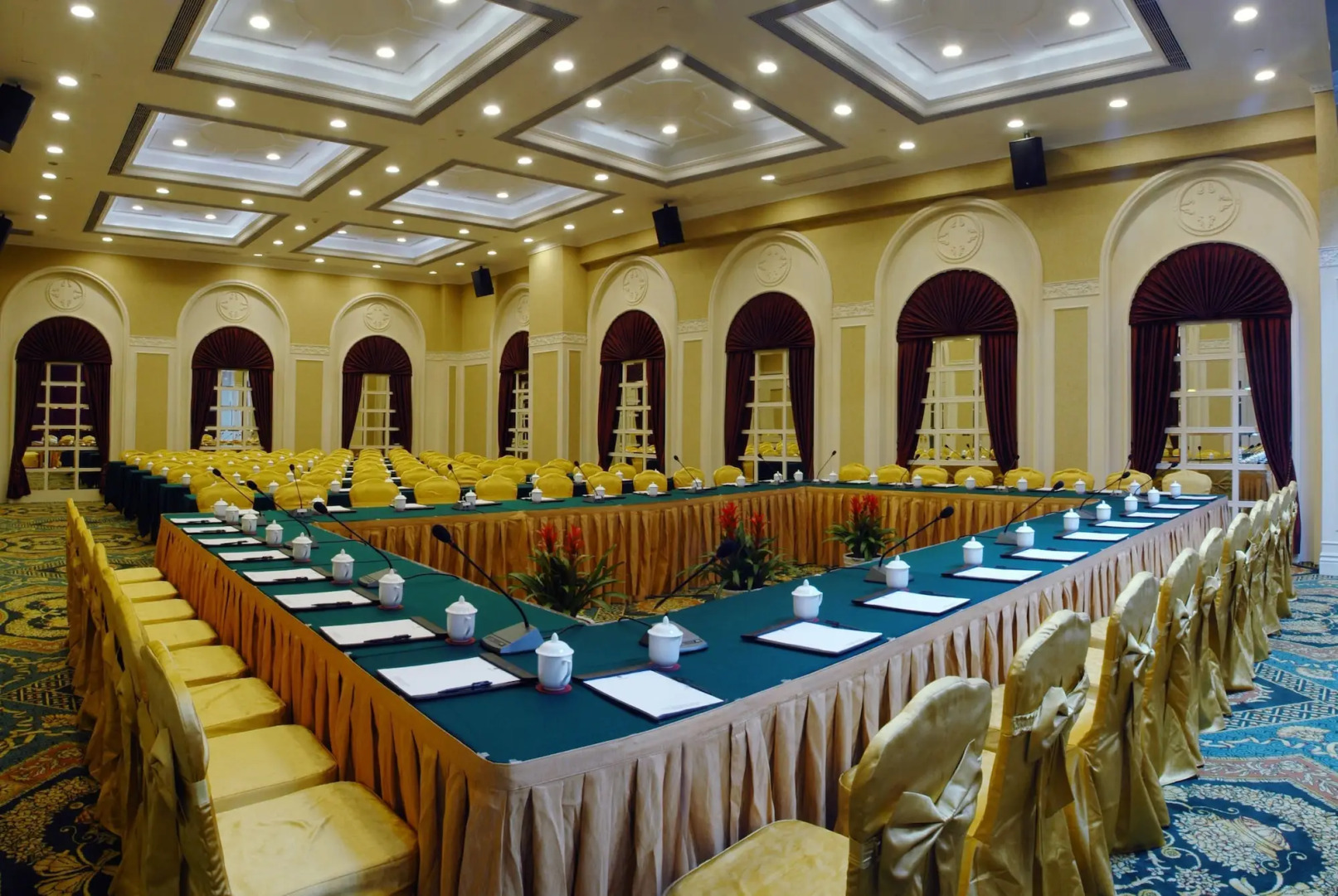 Homeland International Hotel