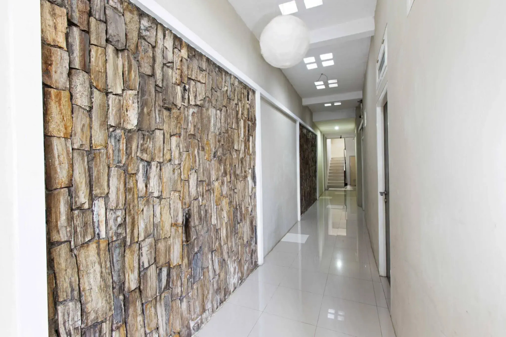 RedDoorz Near Manggarai Station