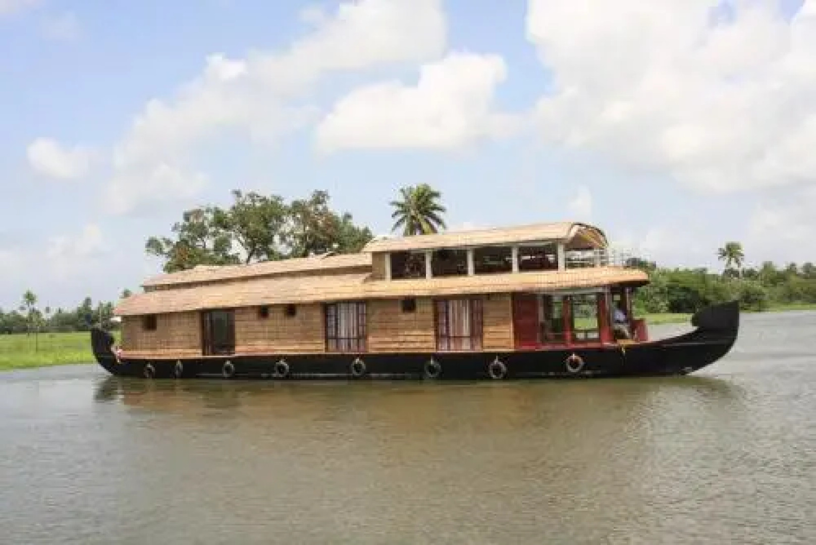 Angel Queen House Boats