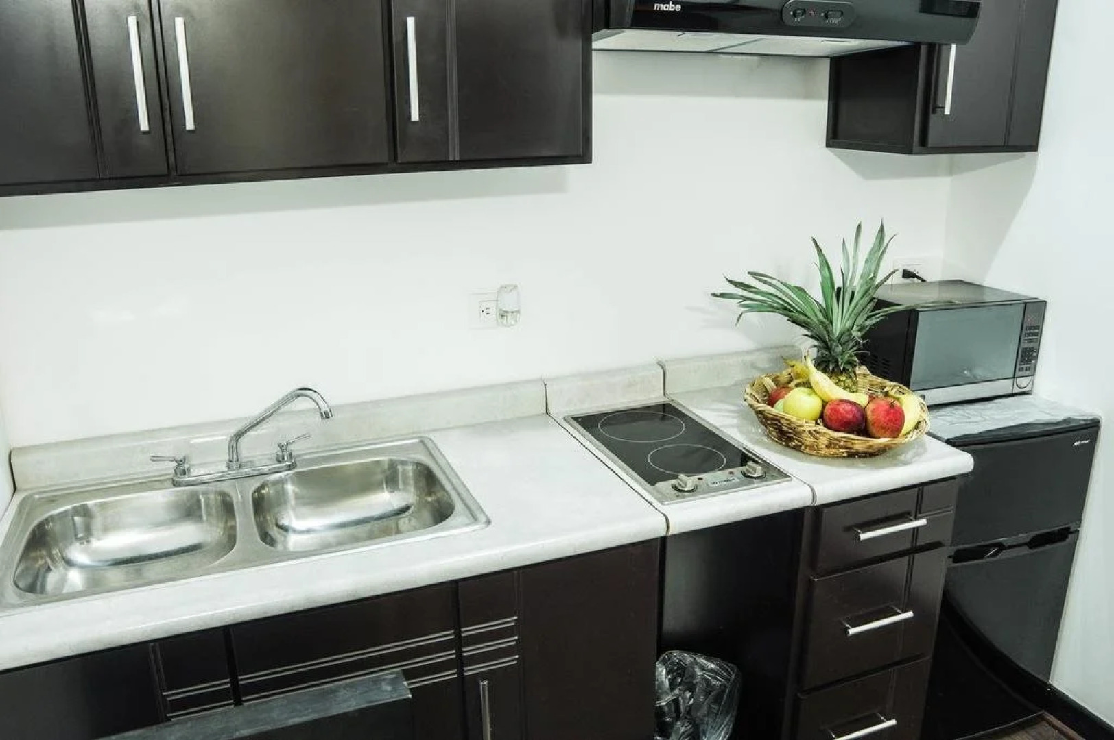 Garcias Suites & Hotel