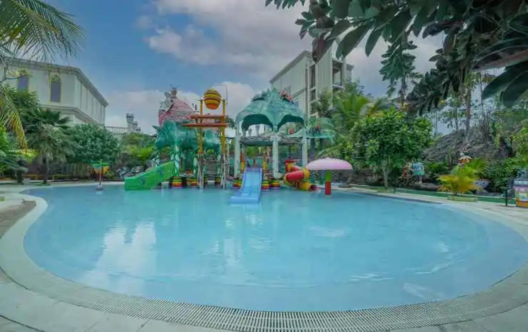 Jamboo Kingdom Hotel & Resort