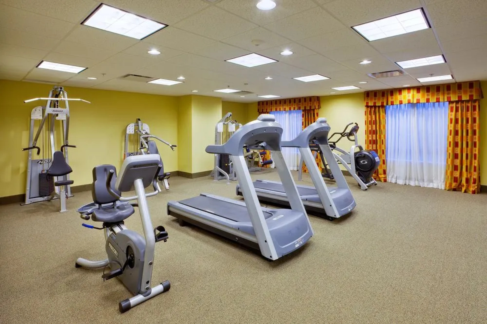 Holiday Inn Express & Suites Bethlehem Arpt-Allentown Area