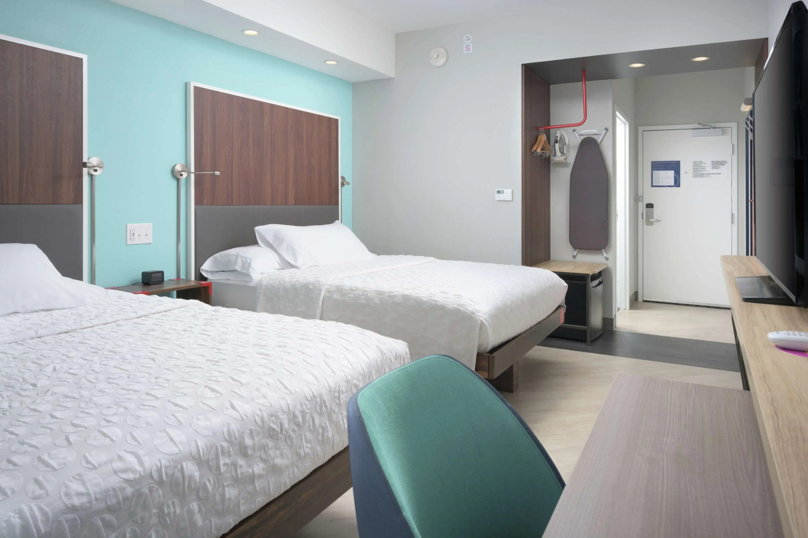 Tru by Hilton McDonough