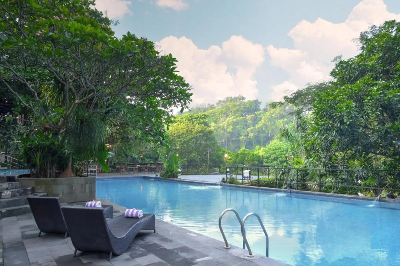 Oak Tree Emerald Hotel & Conventions Semarang