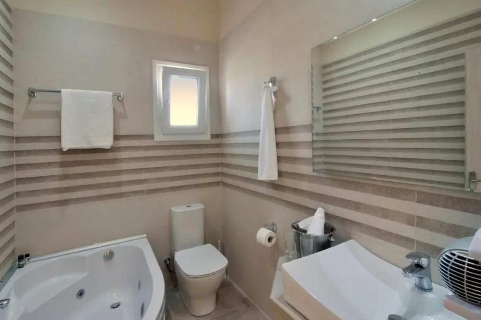 Katoi Apartment 1 Agios Georgios Pagoi