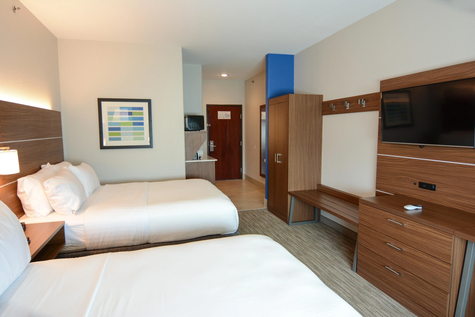 Holiday Inn Express & Suites New Boston by IHG