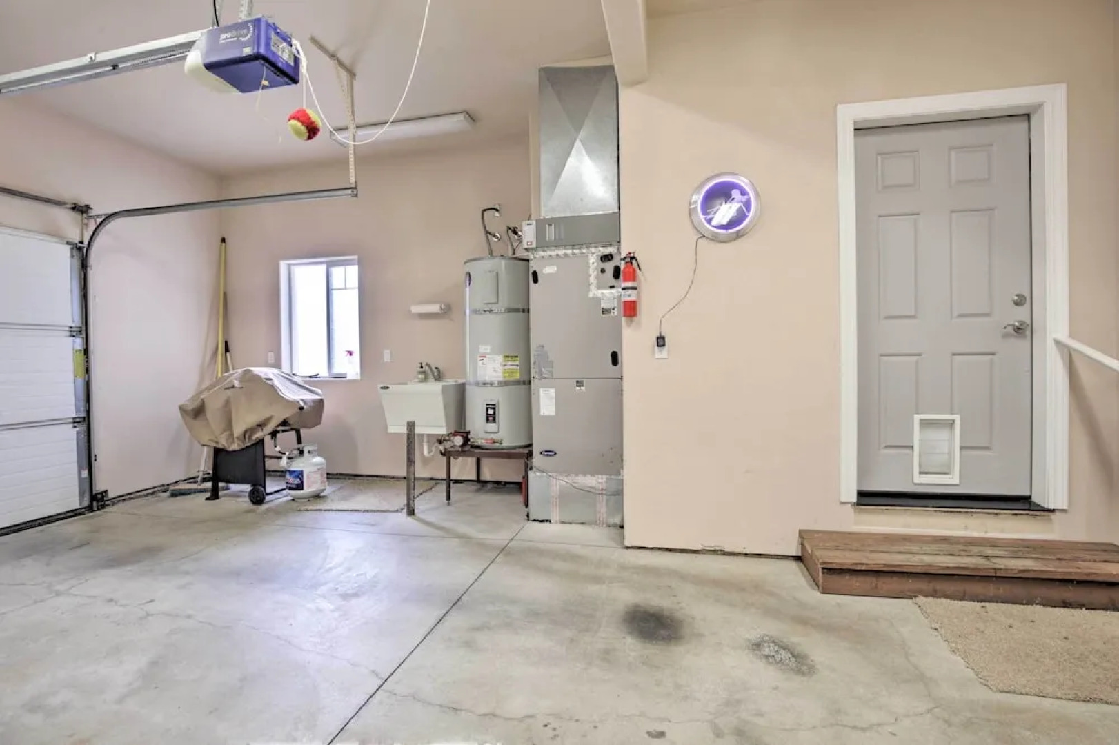 Oceanfront South Beach Home w/ Hot Tub & Sauna