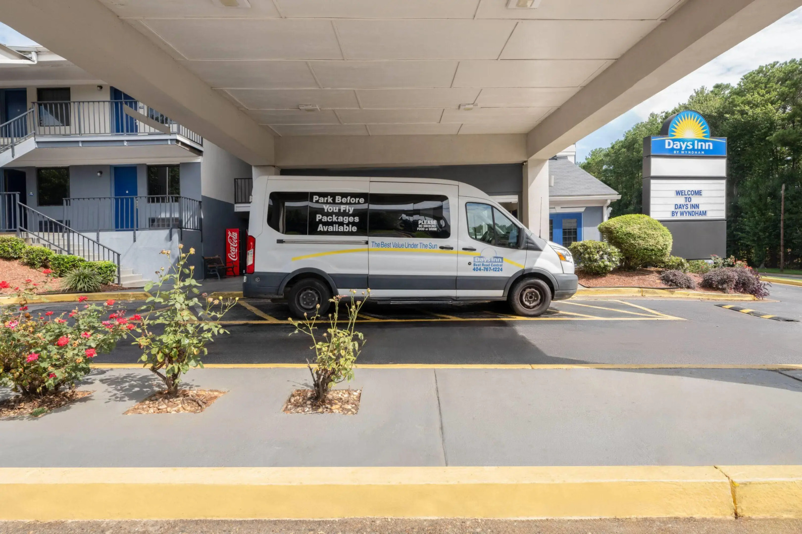 Days Inn by Wyndham College Park Airport Best Road