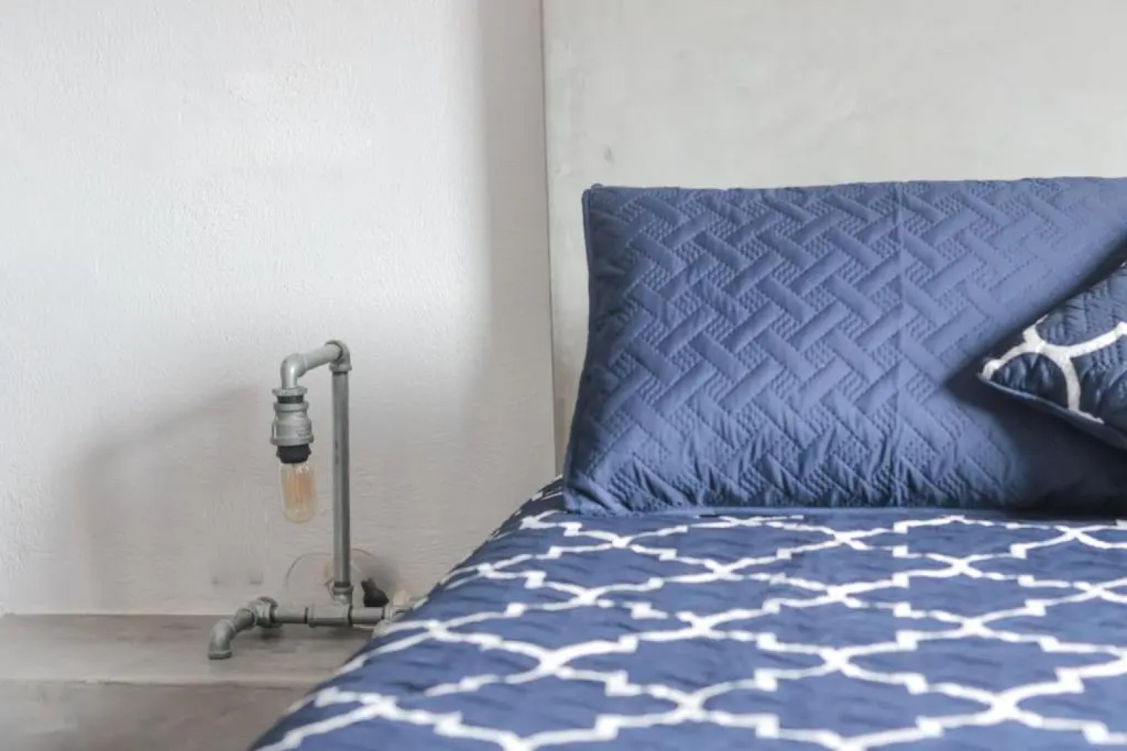 Gallo Azul, Downtown Loft Style Apartment