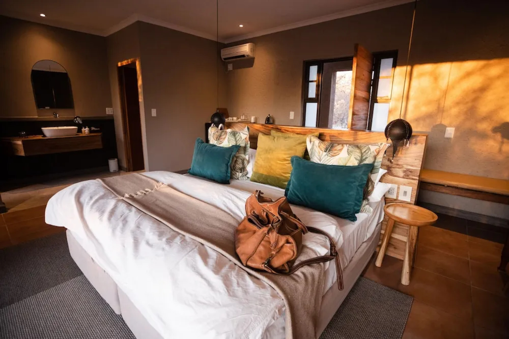 Toshari Lodge