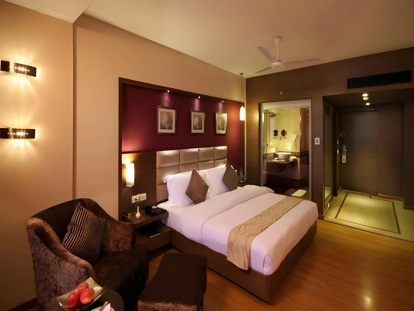 Lords Plaza, Surat