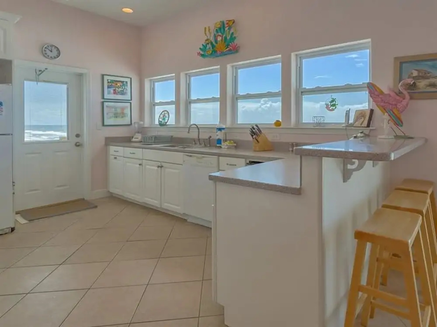 Leeward by Meyer Vacation Rentals