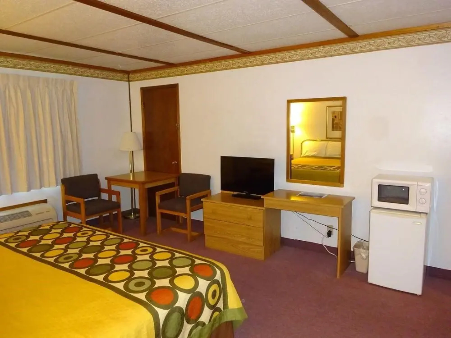 The V Motel