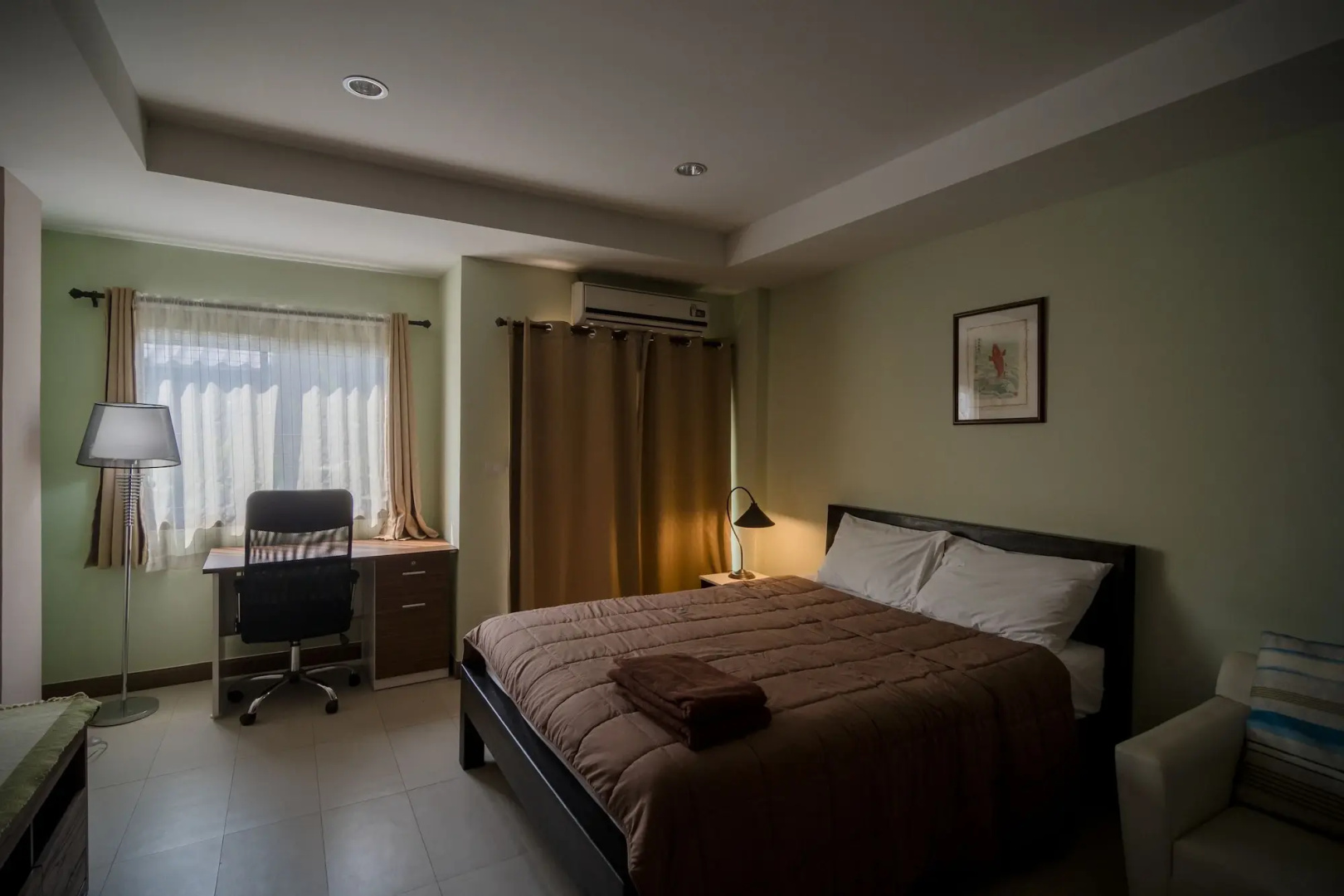Banlanna Services Apartment