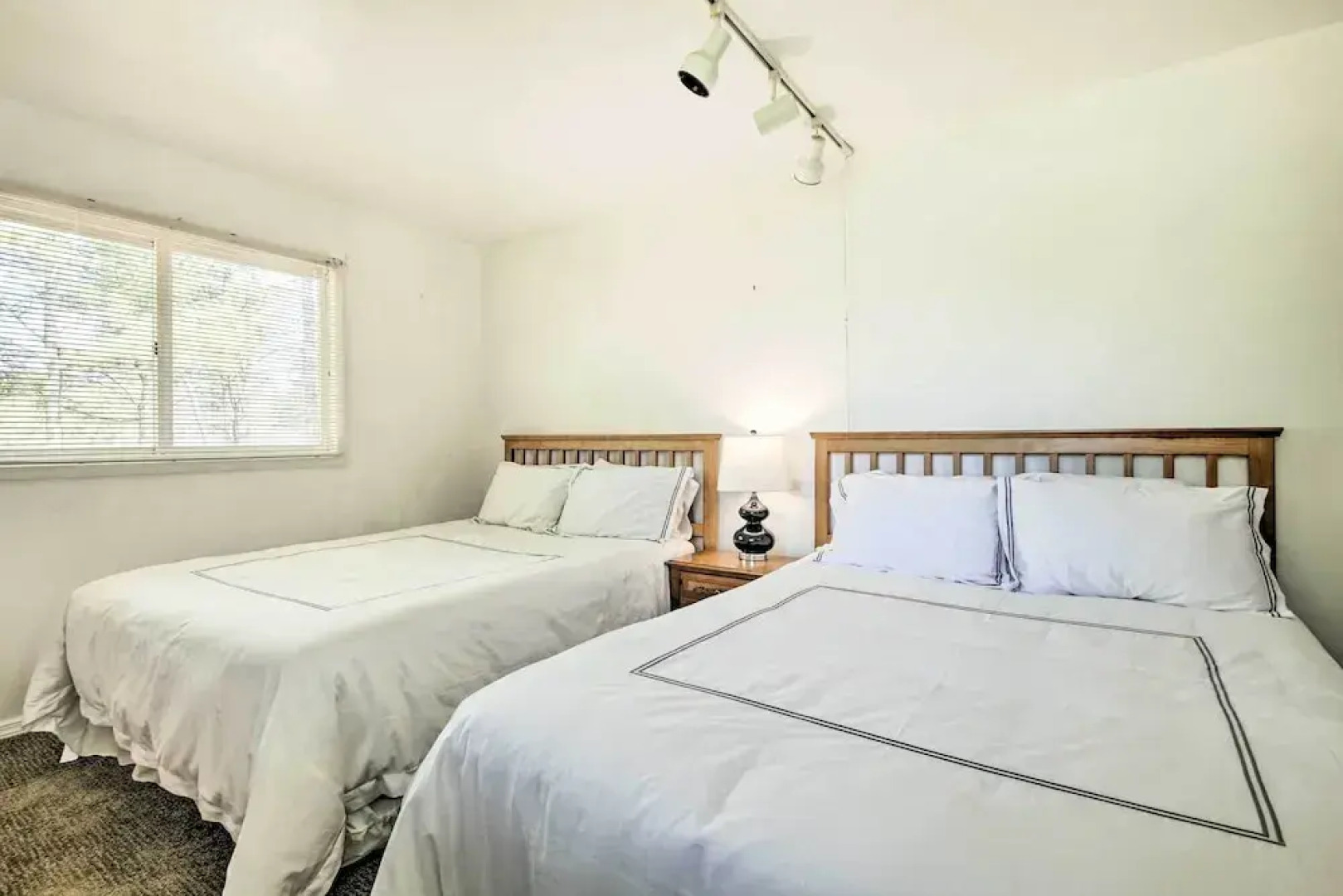 Spacious Apt w/ Yard: 3 Mi to Windham Mountain