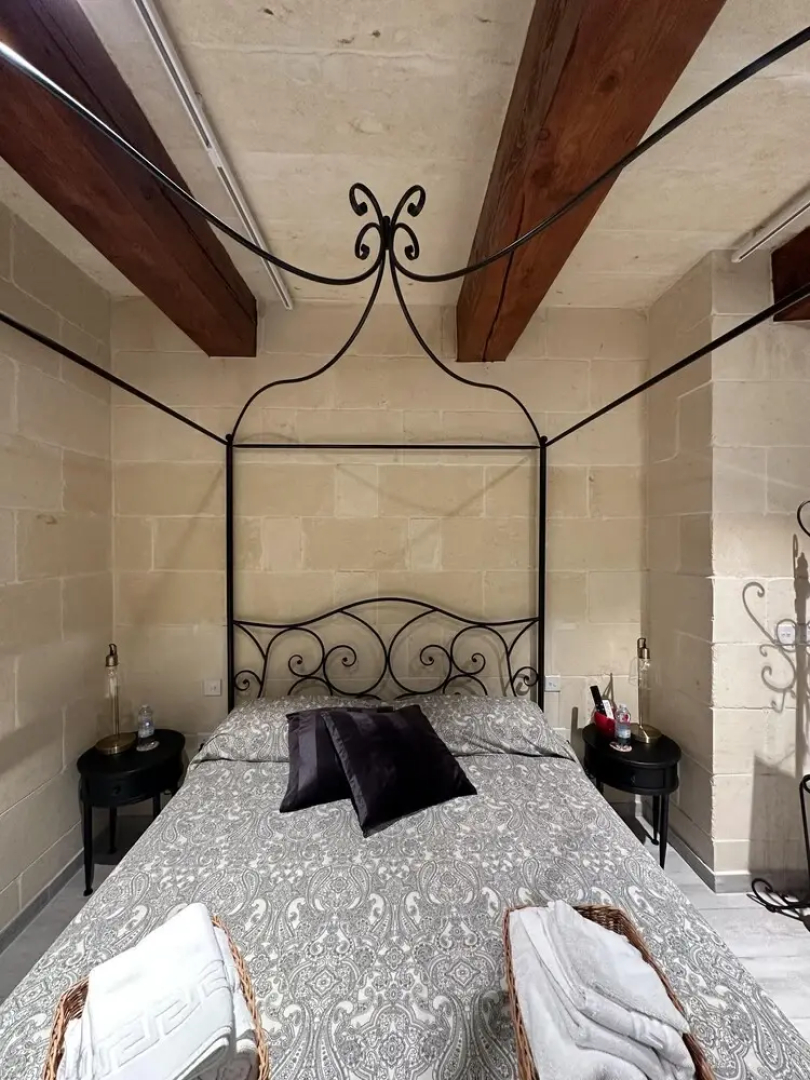 Ta' Pinu Spa Suite - Luxury Heritage Living