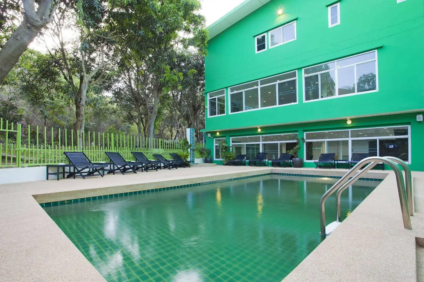 Wiz Hotel
