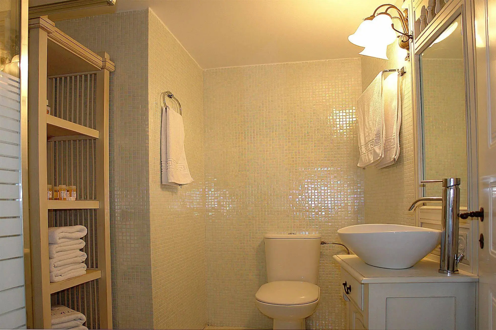PortaDelMare Deluxe Suites