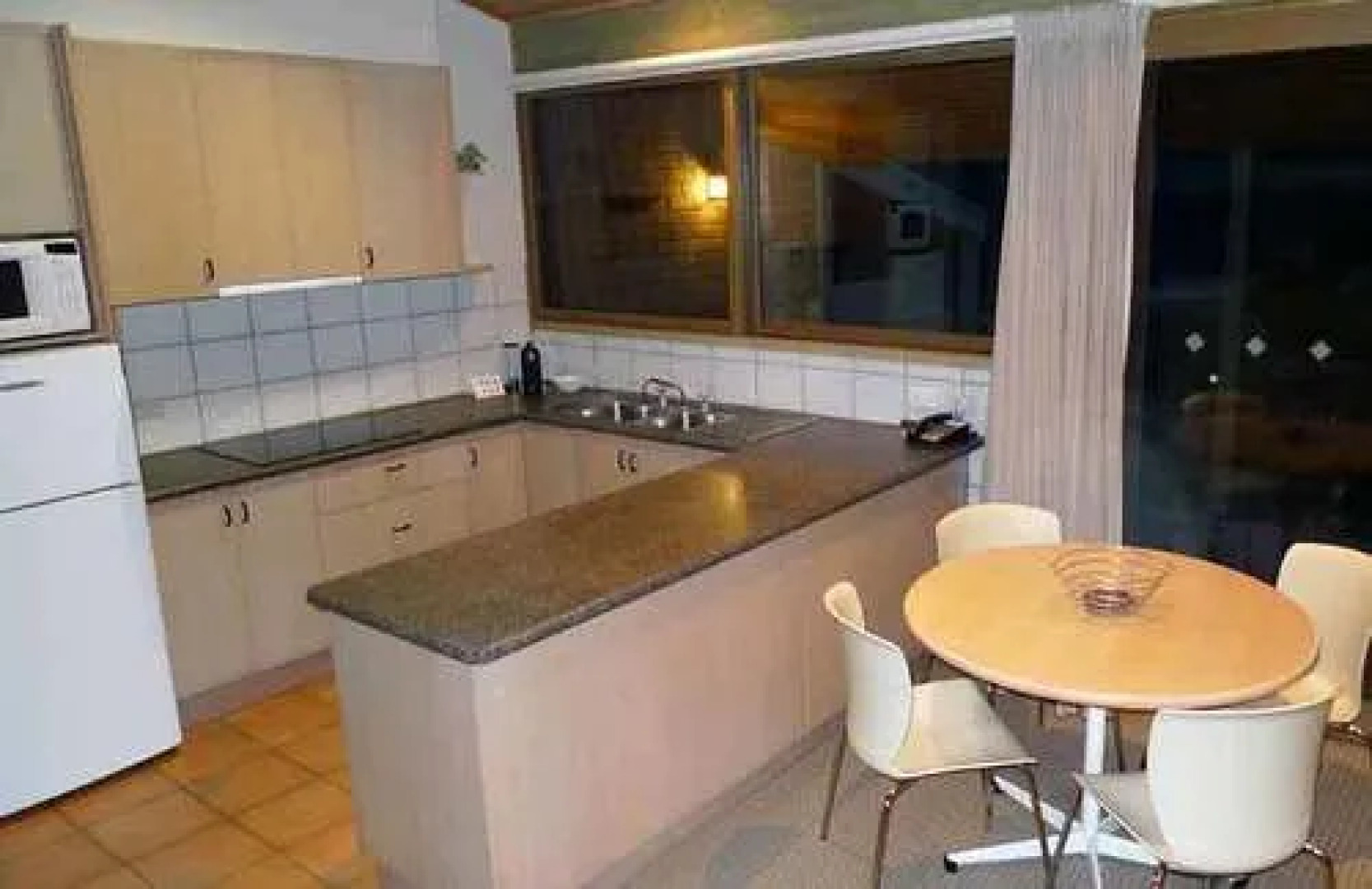 Gipsy Point Lakeside