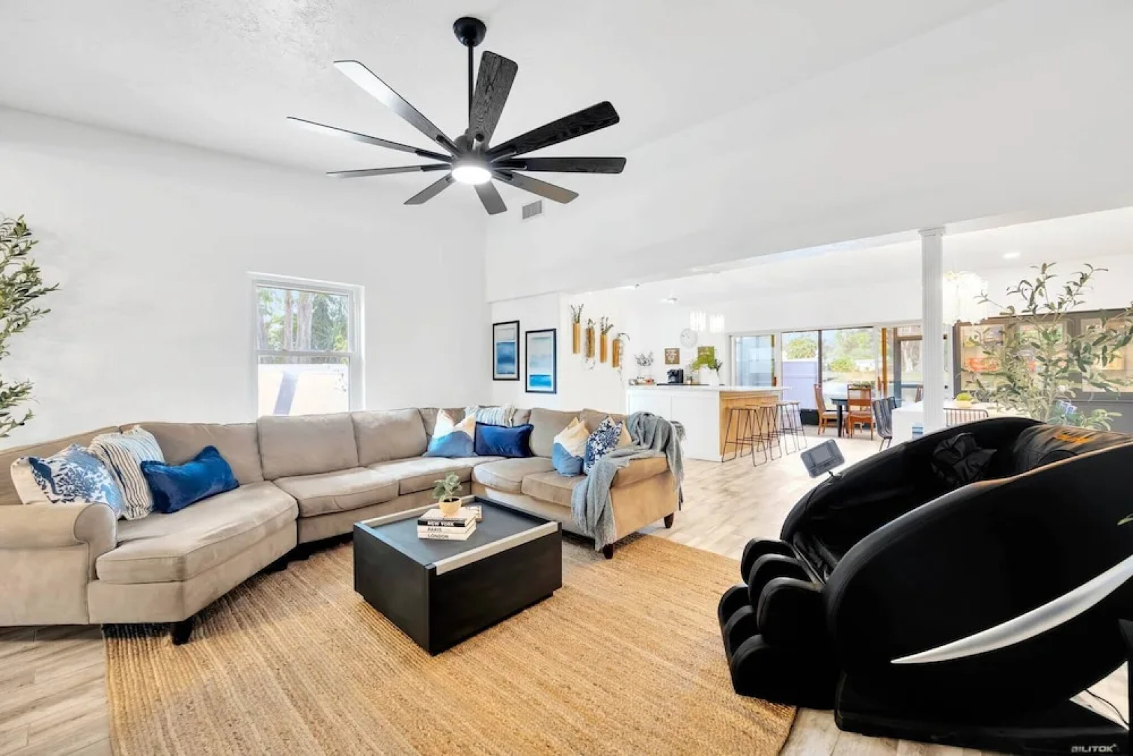 2 Homes! - 4 Mn To Madeira Bch - Hottub - Htd Pool