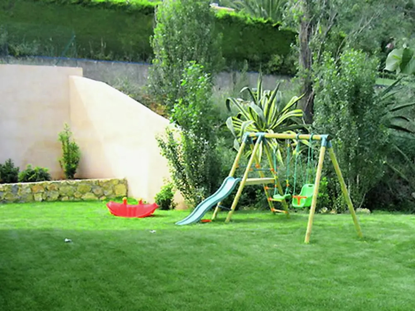 Modern Villa with Private Pool in Cabris