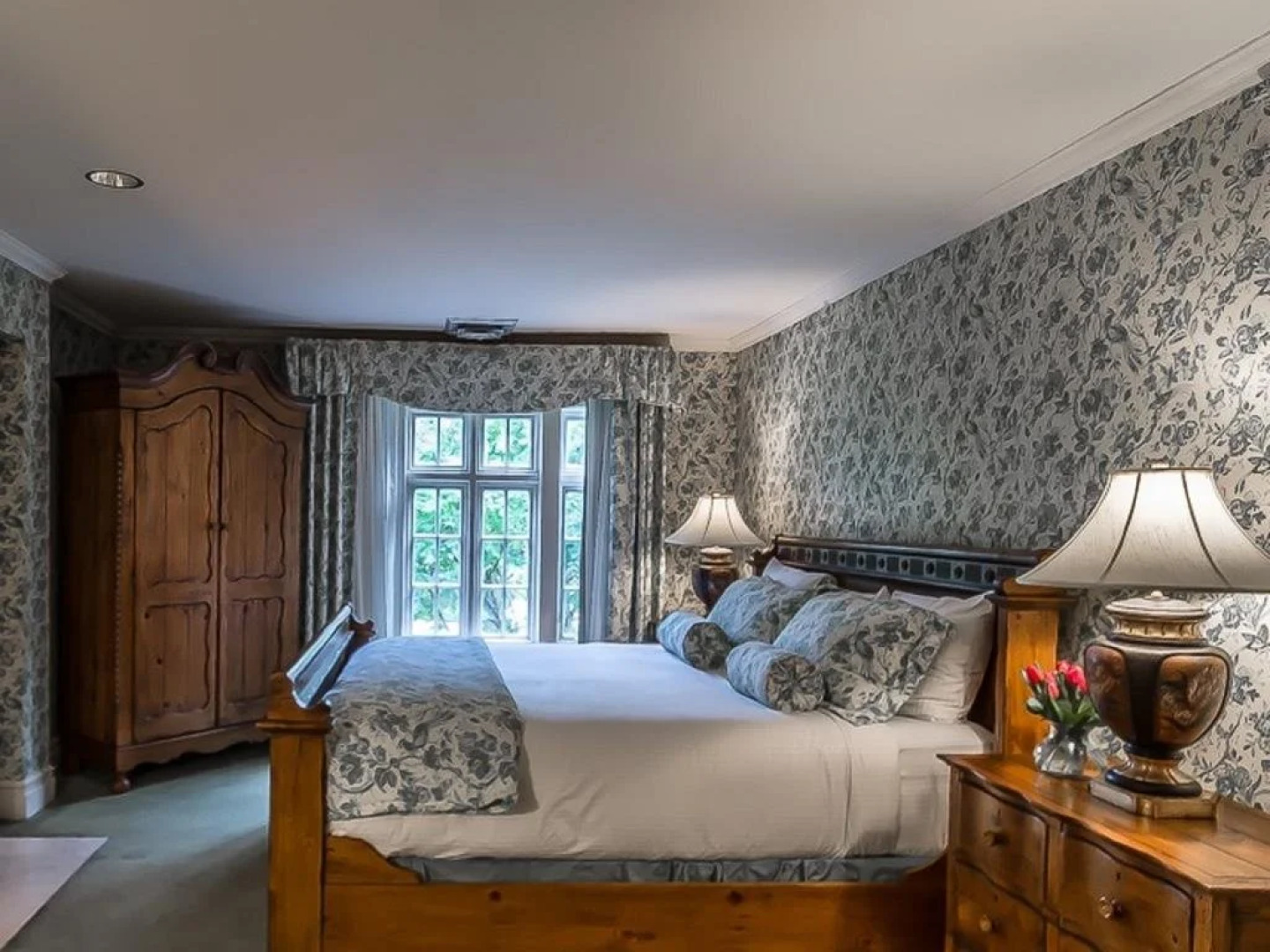 Poplar Springs Inn & Spa