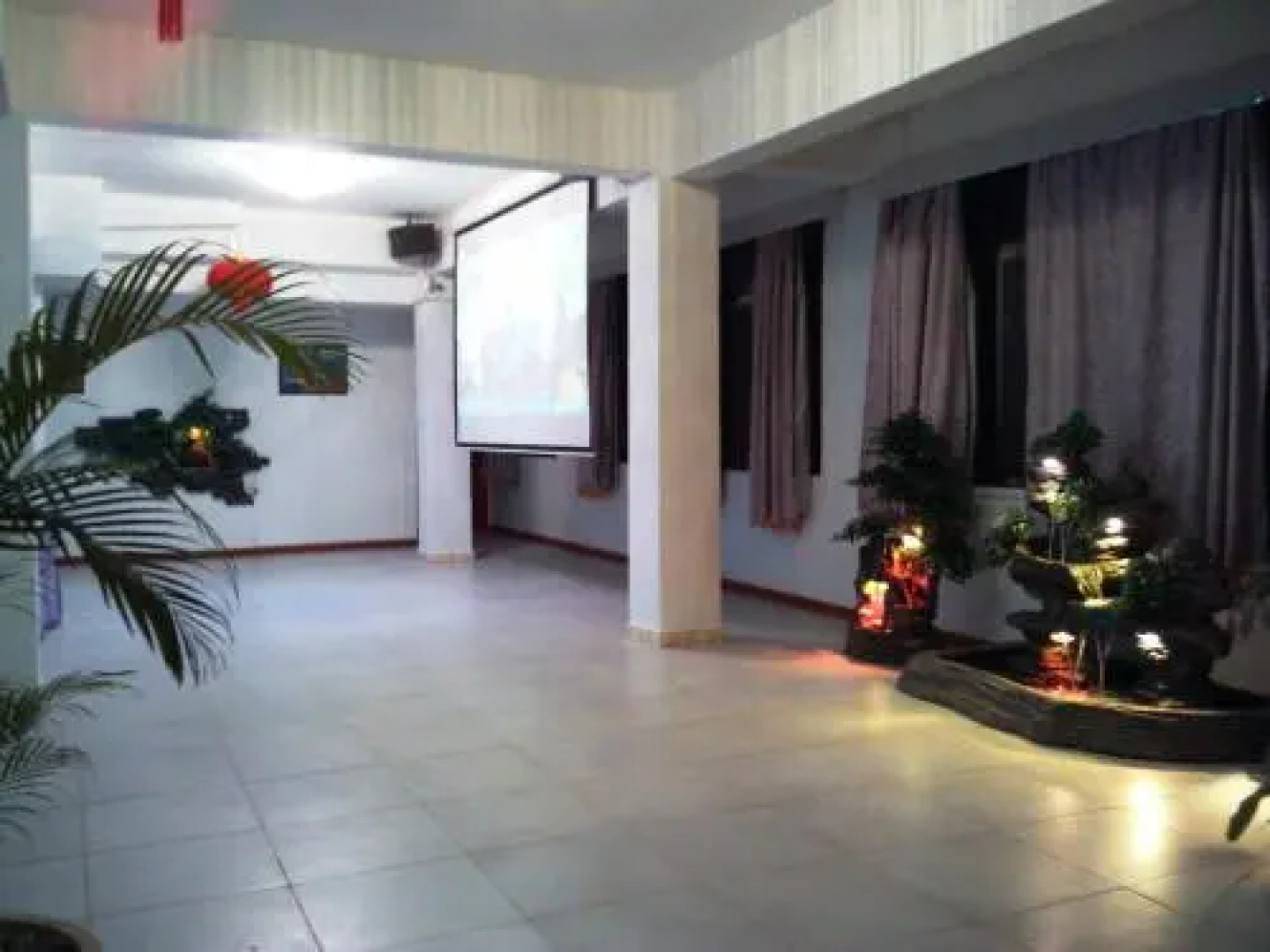 Airlines Business Hotel