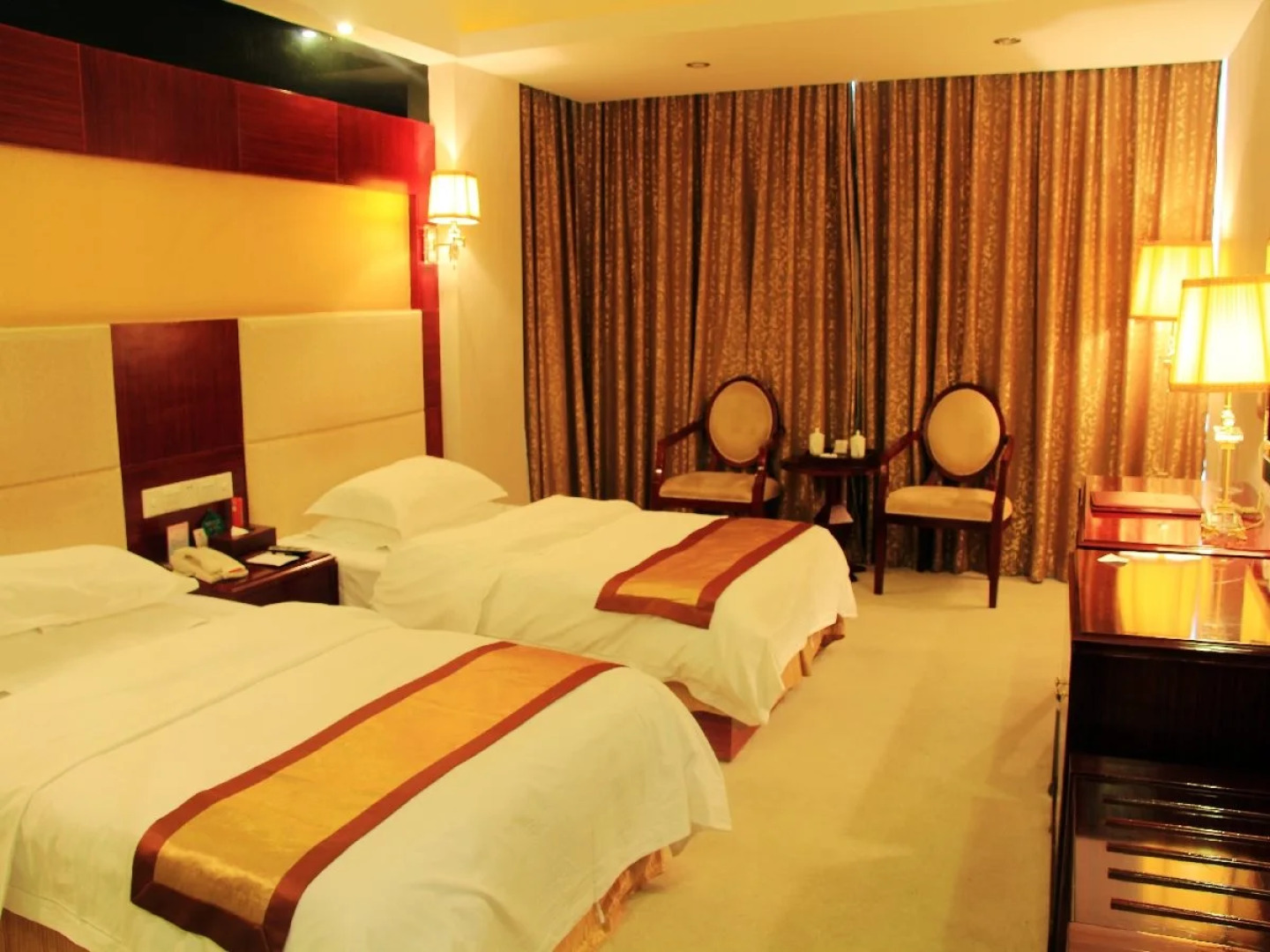 Jiuzhaigou Huangpu Hotel