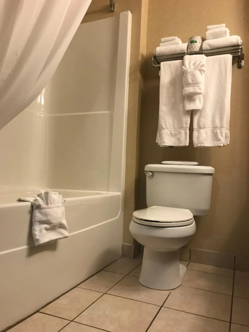Comfort Inn & Suites