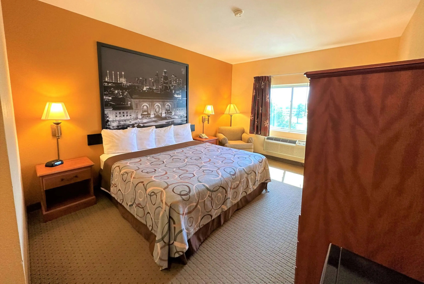 Super 8 by Wyndham Topeka at Forbes Landing