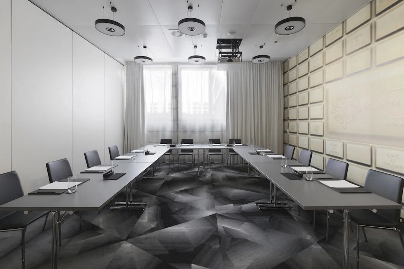 Kameha Grand Zurich, Autograph Collection