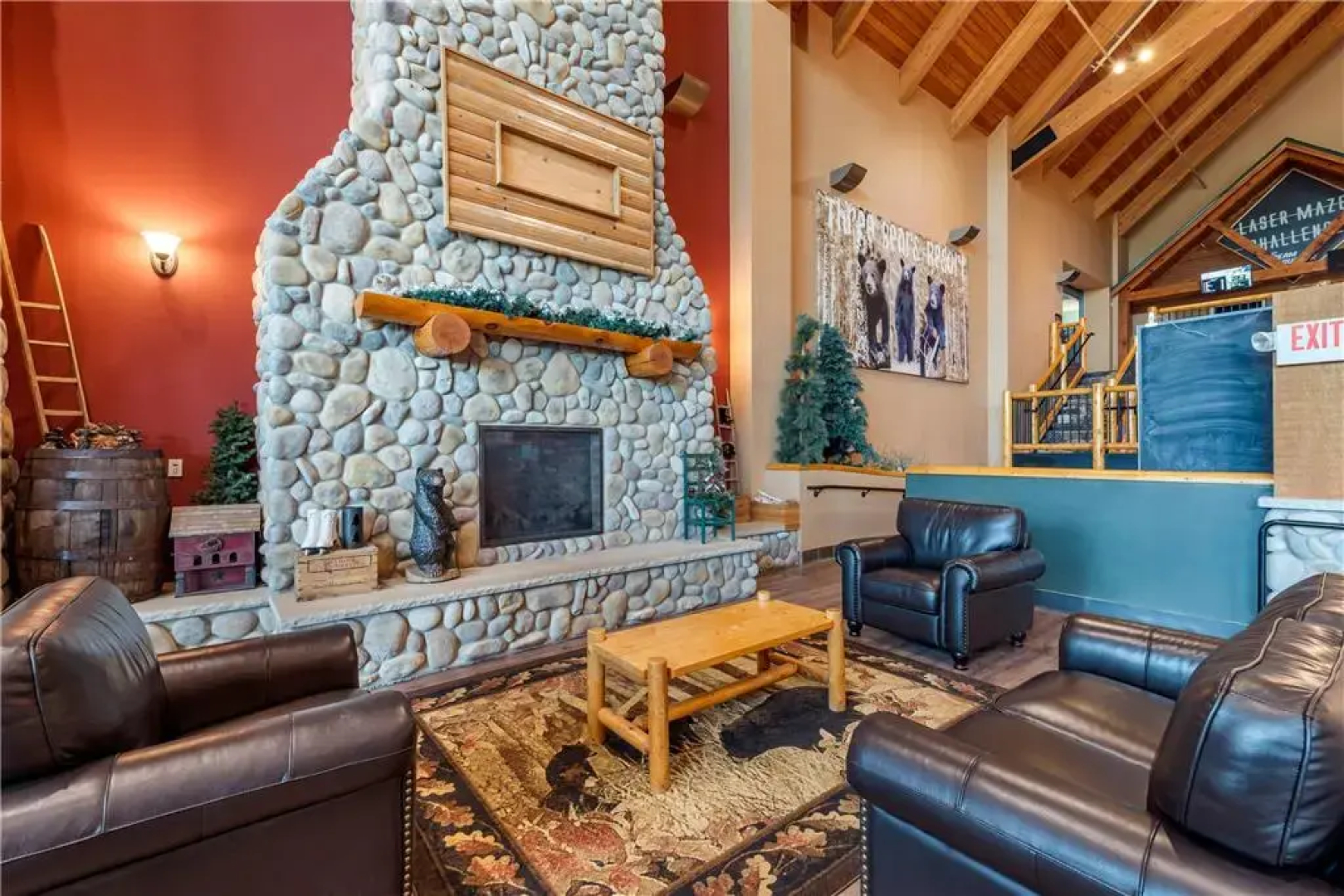 Three Bears Waterpark Resort Near Tomah, Ascend Collection Hotel
