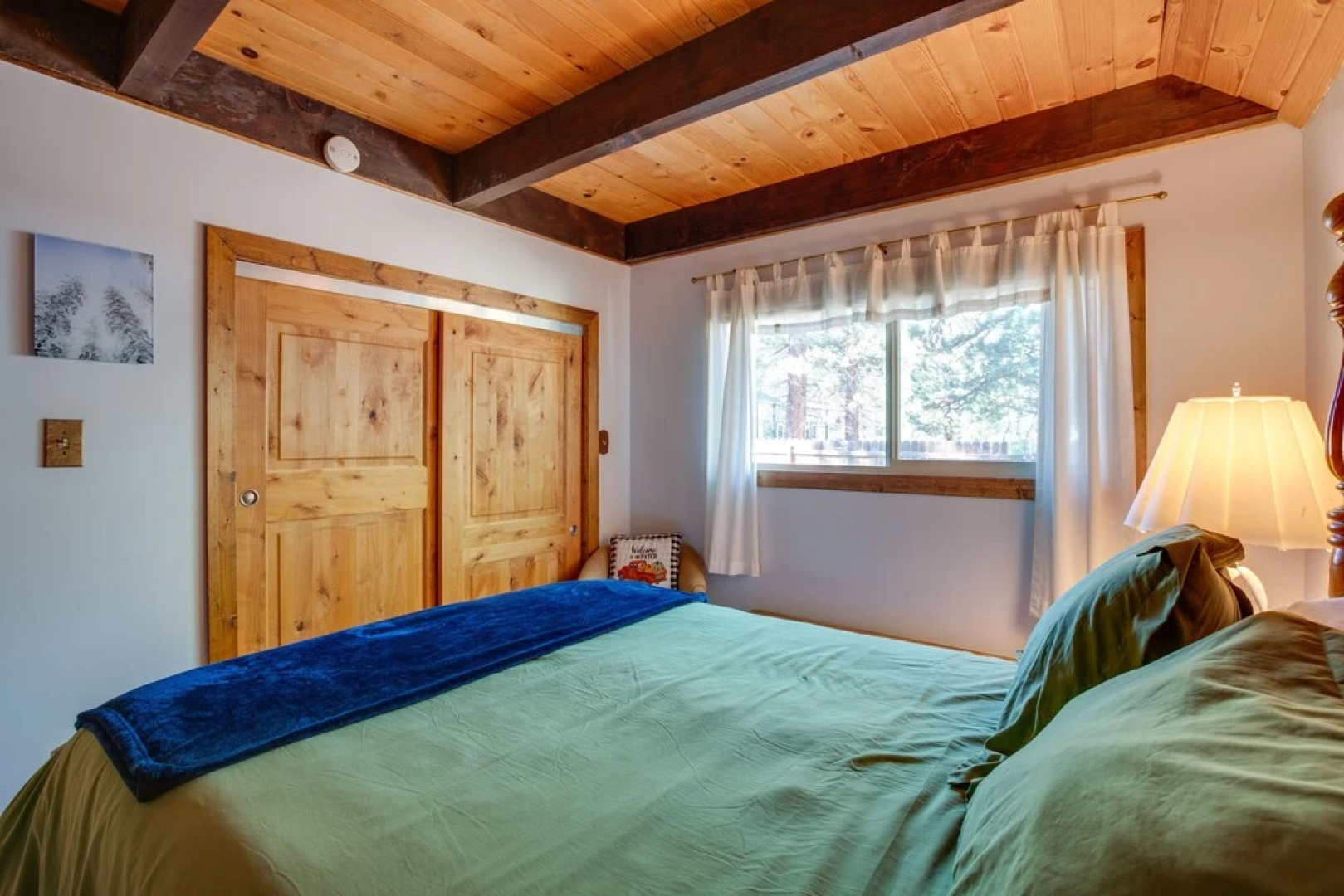 11 Mi to Ski Resorts! Lake Tahoe Gem w/ Pool Table